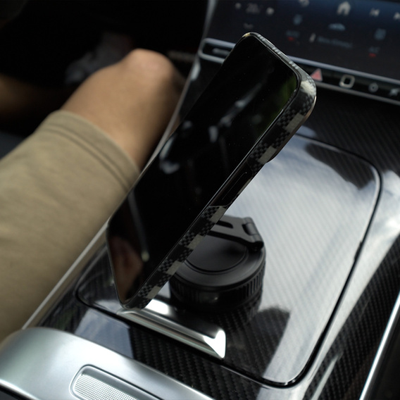 Magnetic vacuum phone holder, for smartphones with MagSafe and magnetic cases