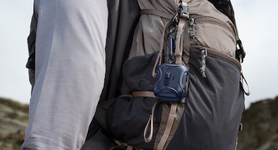 ESR Cyber FlickLock MagSafe Headphone Case for Apple AirPods Pro 3