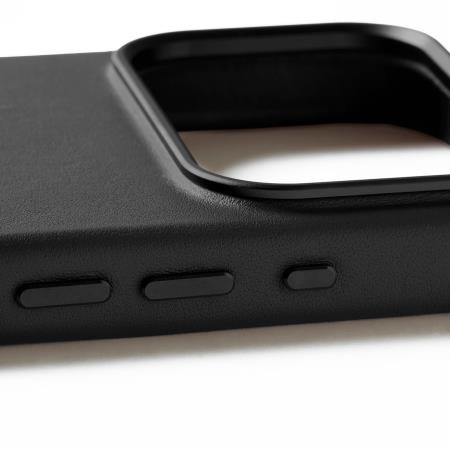 Mujjo MagSafe leather case for iPhone 17 Pro Max