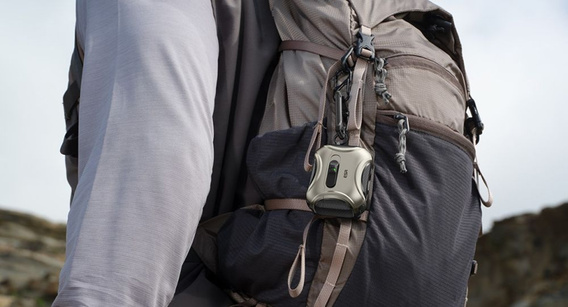 ESR Cyber FlickLock MagSafe Headphone Case for Apple AirPods Pro 3